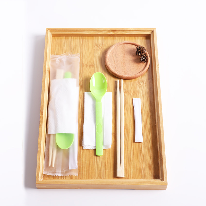 Bamboo Disposable Chopsticks Set With Green Spoon  Serviette Frosted Composite Film Set